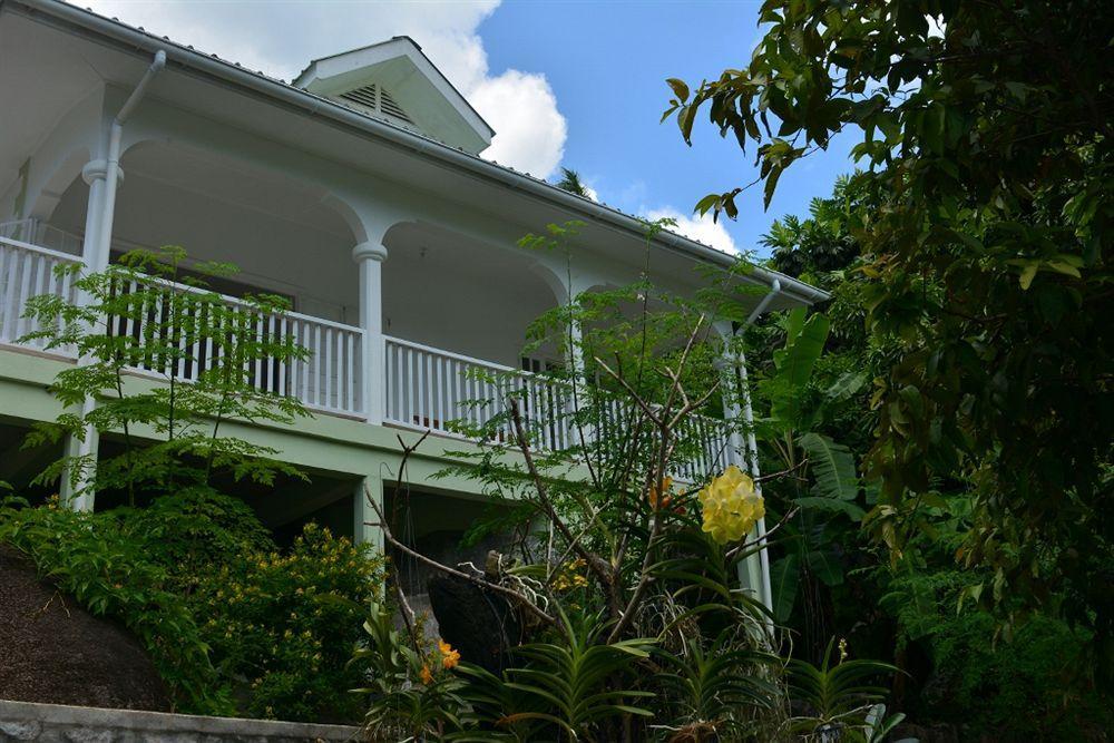 Petit Baie Chalet Pointe La Rue Exterior foto